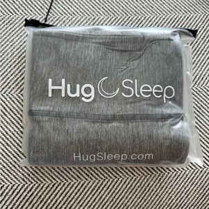 Hug Sleep Graphite Gray Pod Size Large NEW